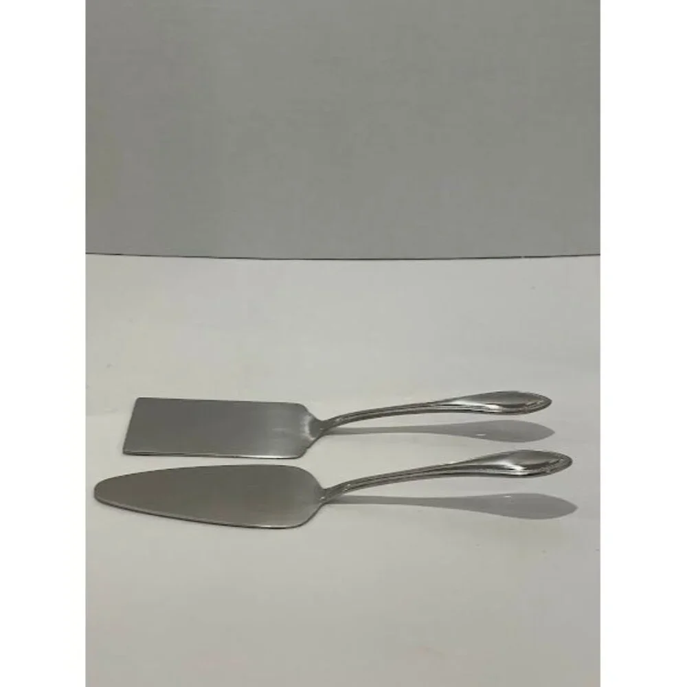 Wallace‎ Silver Plated Cake & Pie Server Set